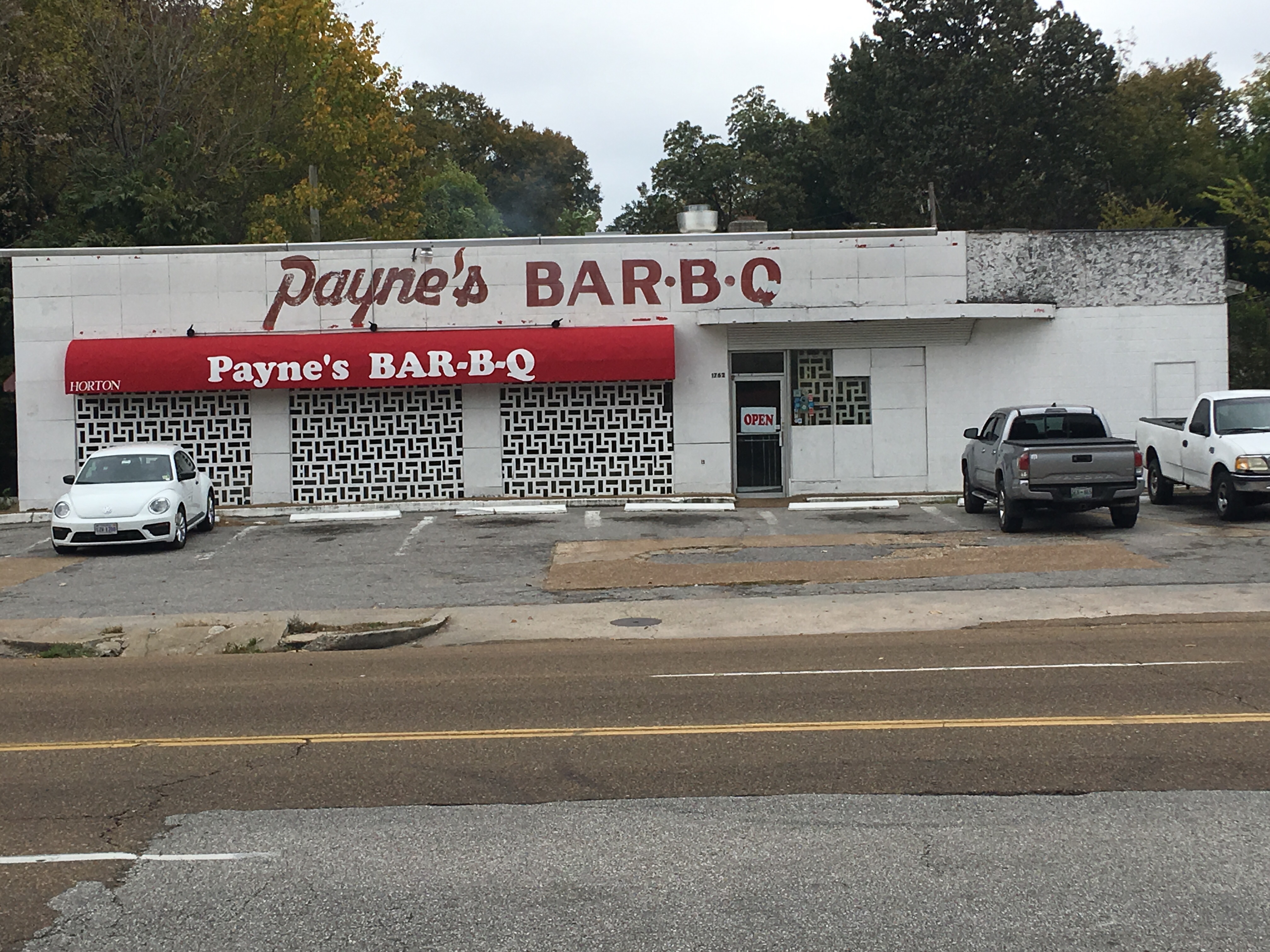 Payne's BAR-B-Q